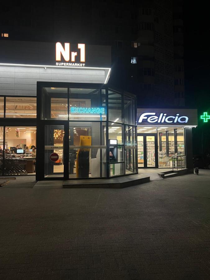 Hi-Tech Aparts 基希讷乌 外观 照片